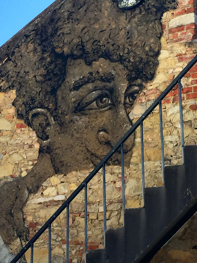 Graffiti Expressions – ChiefHomeDesign